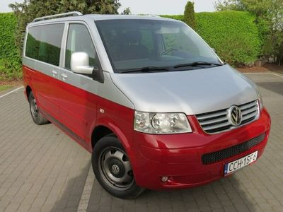 używany VW Multivan 1.9dm 102KM 2008r. 437 000km