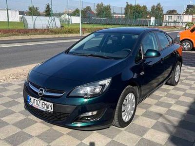 używany Opel Astra 2015,1,6 benzyna,przebieg 58tys km,Salon, Zamiana