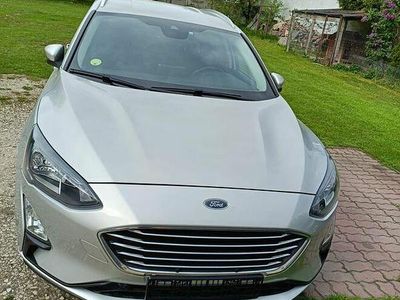 Używany Ford Focus 2022 Srebrny Kombi