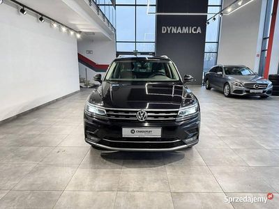 Czarny (metalik) Używany 2020 VW Tiguan Highline SUV | 89 500 zł (Uczciwa cena)