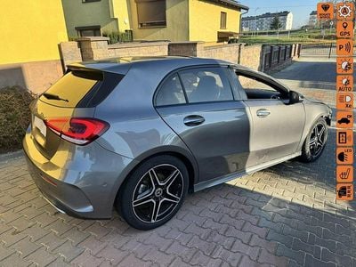 Szary Używany 2022 Mercedes A180 Hatchback | 29 900 zł