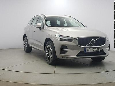 Srebrny Używany 2021 Volvo XC60 Momentum SUV | 144 850 zł (Drogi)