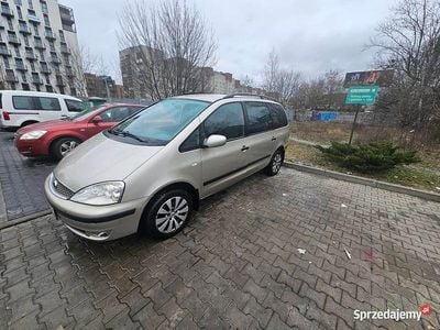 Złoty Używany 2005 Ford Galaxy Minivan | 5000 zł (Dobra cena)