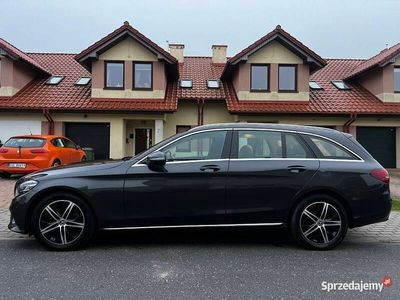 Mercedes C180