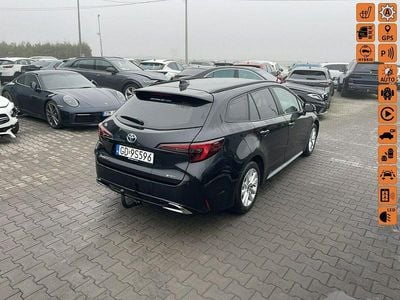 Czarny (metalik) Używany 2024 Toyota Corolla Kombi | 67 900 zł