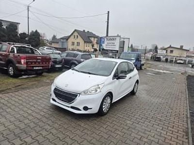 Używany Peugeot 208 68 KM (50 kW) 2012 Biały Hatchback