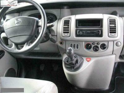 Srebrny (metalik) Używany 2007 Nissan Primastar Minivan | 27 900 zł