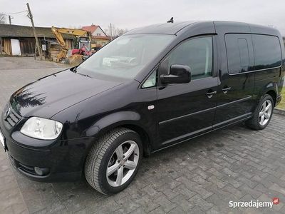 używany VW Caddy Maxi Family 7 osób 1.9 tdi 225 000 km Stan BDB Drzwi tył