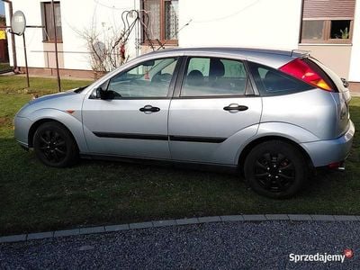 Srebrny Używany 2001 Ford Focus Hatchback | 4499 zł (Drogi)