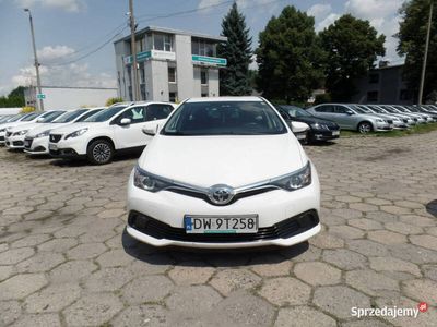 używany Toyota Auris Auris1.4 D-4D Active Kombi DW9T258 II …