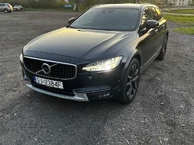 Niebieski Używany 2016 Volvo V90 CC Kombi | 99 900 zł