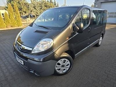 Używany Opel Vivaro 115 KM (84 kW) 2010 Czarny Minivan