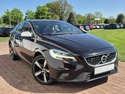 Używany Volvo V40 R-Design 120 KM (88 kW) 2019 Inny Kombi