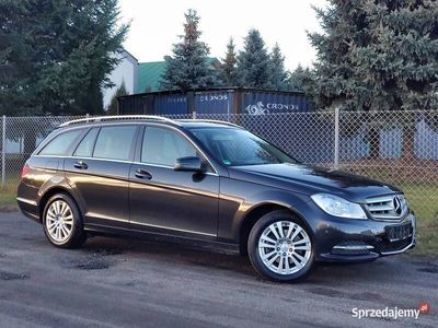 Mercedes C180