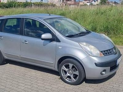 Używany Nissan Note 2006 Srebrny Minivan