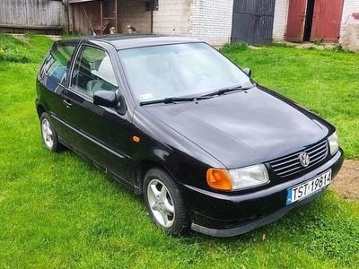 Używany VW Polo 1999 Czarny Hatchback