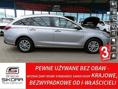 Używany Hyundai i30 110 KM (80 kW) 2022 Beżowy Kombi
