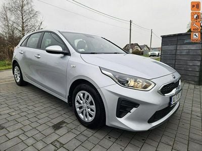Srebrny Używany 2020 Kia Ceed Hatchback | 43 900 zł (Dobra cena)