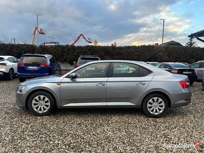 Używany Skoda Superb 2018 Srebrny Hatchback