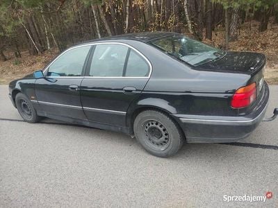 Używany BMW 523 2000 Czarny Sedan/Limuzyna