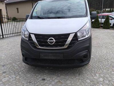 Biały Używany 2017 Nissan NV300 Van | 45 700 zł