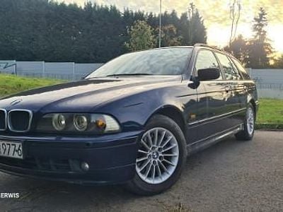 Czarny Używany 2000 BMW 530 Kombi | 9999 zł