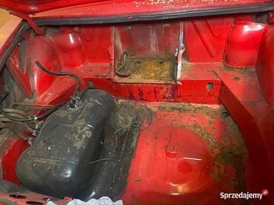 Używany Fiat 124 Spider 1977 Czerwony Kabriolet