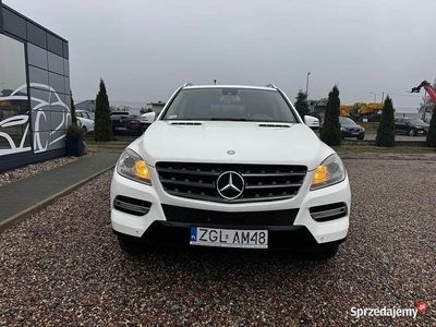 Biały Używany 2015 Mercedes ML350 SUV | 69 900 zł