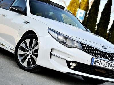 Używany Kia Optima 136 KM (100 kW) 2017 Biały (metalik, perła) Kombi
