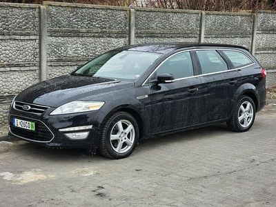 Używany Ford Mondeo 203 KM (149 kW) 2013 Czarny (metalik) Kombi