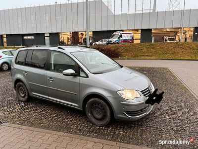 Szary Używany 2009 VW Touran Minivan | 16 000 zł