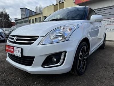 Używany Suzuki Swift 94 KM (69 kW) 2015 Biały Hatchback