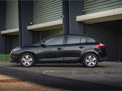 Używany Renault Mégane III 110 KM (80 kW) 2011 Czarny Sedan/Limuzyna