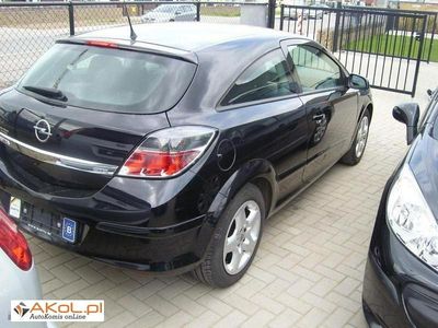 Czarny (metalik) Używany 2008 Opel Astra Coupe | 23 587 zł