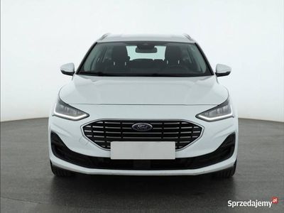 Biały Używany 2022 Ford Focus Kombi | 57 999 zł (Dość drogi)