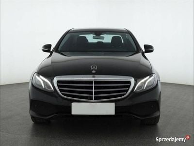 Czarny Używany 2017 Mercedes E220 Sedan/Limuzyna | 54 499 zł (Drogi)
