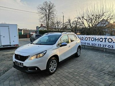 Biały Używany 2017 Peugeot 2008 SUV | 33 900 zł (Dobra cena)