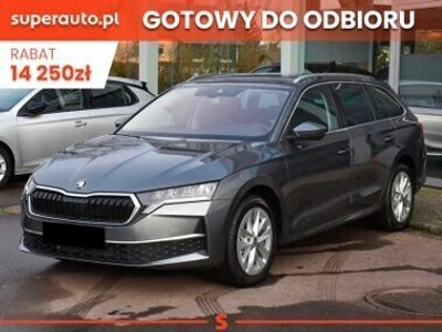 Szary Nowe 2025 Skoda Octavia Selection Kombi | 150 100 zł (Dość drogi)