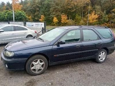 Używany Renault Laguna 110 KM (80 kW) 2000 Inny kolor Kombi