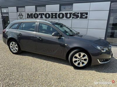 Używany Opel Insignia Edition 170 KM (125 kW) 2013 Szary Kombi