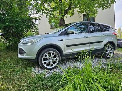 Srebrny Używany 2015 Ford Kuga SUV | 40 600 zł (Dobra cena)