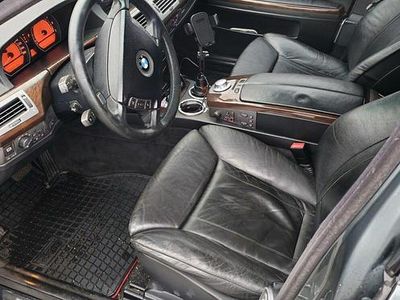 Szary Używany 2002 BMW 735 Sedan/Limuzyna | 17 000 zł