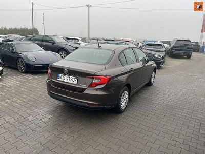 Brązowobeżowy Używany 2021 Fiat Tipo Sedan/Limuzyna | 24 900 zł
