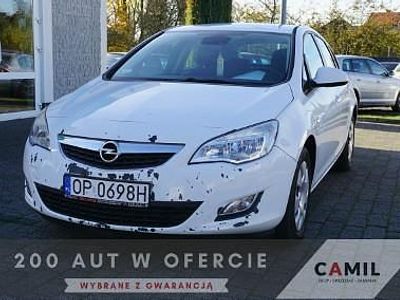 Używany Opel Astra 110 KM (80 kW) 2010 Biały Hatchback