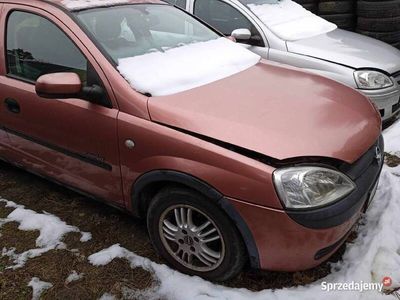 używany Opel Corsa w całosci lub na czesci mozliwy transport