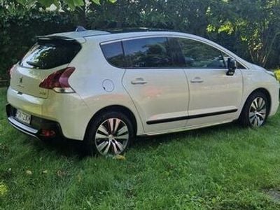 Biały Używany 2013 Peugeot 3008 SUV | 45 000 zł