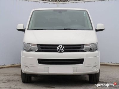 VW Caravelle