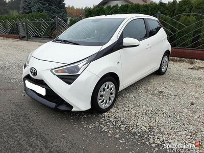 Biały Używany 2018 Toyota Aygo X-cite Hatchback | 43 900 zł (Uczciwa cena)