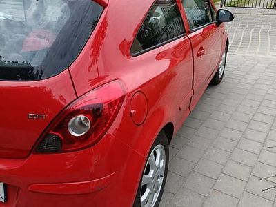 Używany Opel Corsa 2007 Czerwony Hatchback