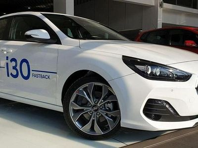 Niebieski jasny (metalik) Używany 2018 Hyundai i30 GO! Hatchback | 69 400 zł (Drogi)